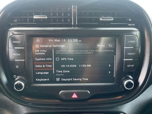 Used 2025 Kia Soul LX w/ LX Technology Package image 20