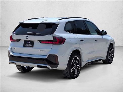 New 2026 BMW X1 xDrive28i w/ Technology Package AWD/4WD image 2