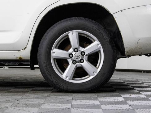 Used 2007 Toyota RAV4 4WD image 36