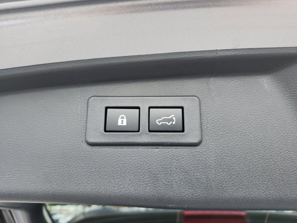 Certified 2025 Subaru Outback Onyx Edition AWD/4WD image 11