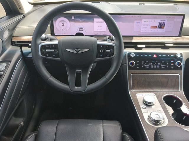 Used 2025 Genesis GV80 2.5T Prestige AWD/4WD image 15