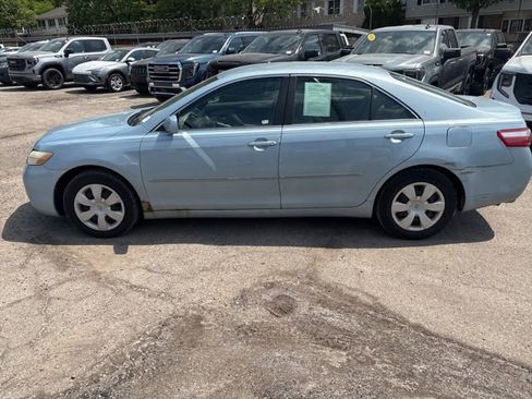 Used 2007 Toyota Camry LE FWD image 13