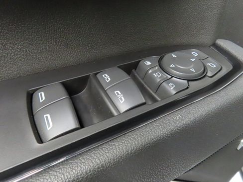 Used 2025 GMC Sierra 3500 AT4 w/ AT4 Premium Plus Package image 79