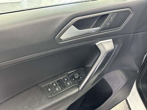 Certified 2021 Volkswagen Tiguan SE R-Line image 20