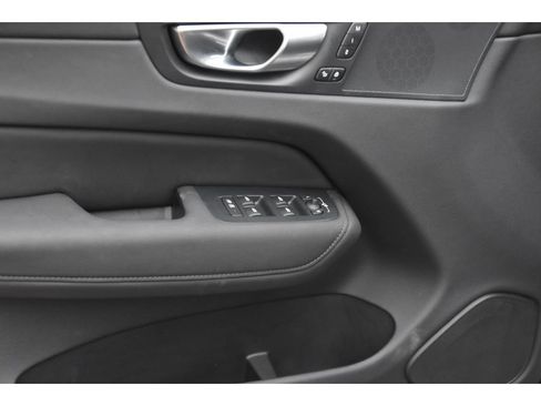 Used 2026 Volvo XC60 B5 Plus w/ Protection Package Premier image 26