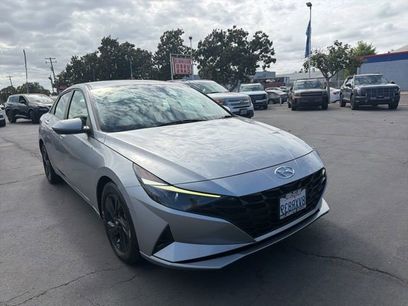 Used 2021 Hyundai Elantra SEL