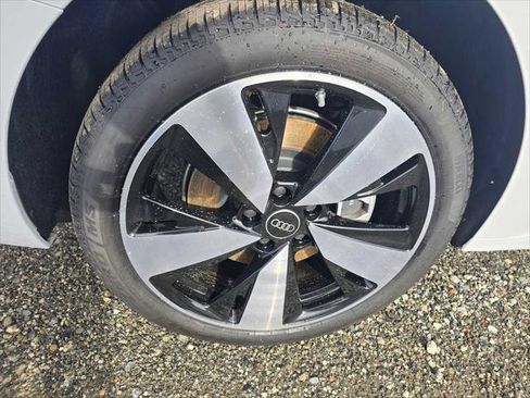 New 2025 Audi A5 2.0T Premium image 9