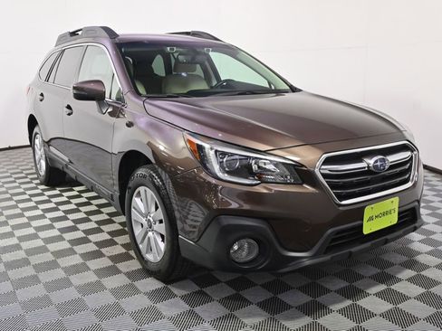 Used 2019 Subaru Outback 2.5i Premium AWD/4WD image 9