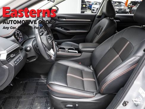 Used 2024 Nissan Altima 2.5 SR image 14