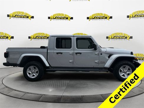 Certified 2022 Jeep Gladiator Overland w/ Popular Equipment Package image 6