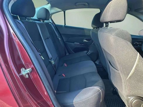 Used 2016 Chevrolet Cruze LT w/ Technology Package image 22