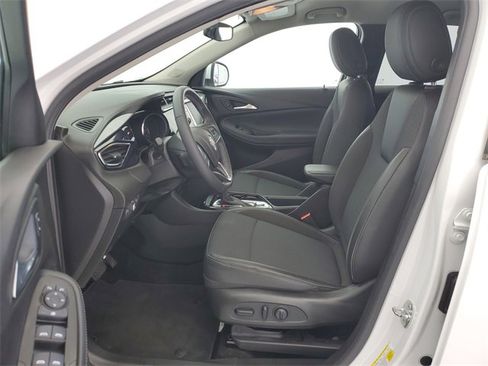 Used 2020 Buick Encore GX Select image 17