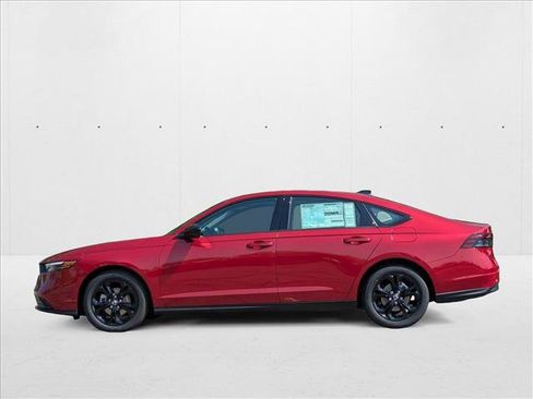 New 2025 Honda Accord SE image 5