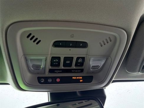 Used 2017 Buick LaCrosse Premium w/ Dynamic Driver Package image 24