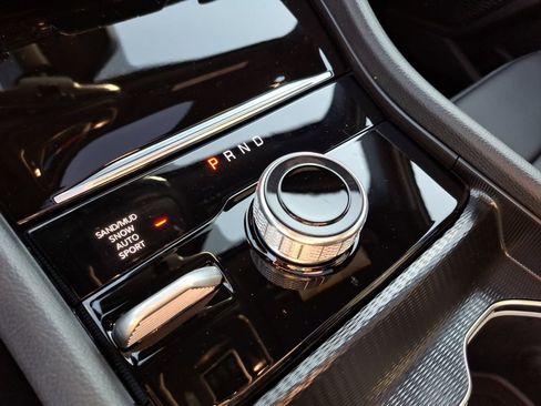 New 2025 Jeep Grand Cherokee Limited w/ Luxury Tech Group II image 24