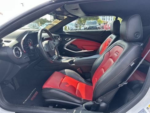 Used 2022 Chevrolet Camaro SS RWD image 16