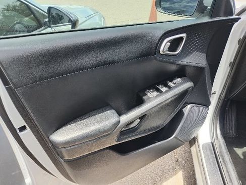Certified 2021 Kia Soul EX FWD image 6