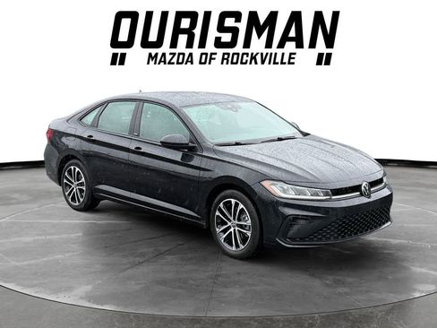 Used 2025 Volkswagen Jetta Sport FWD image 1