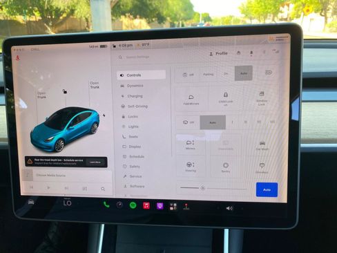 Used 2020 Tesla Model 3 Standard Range Plus RWD image 65