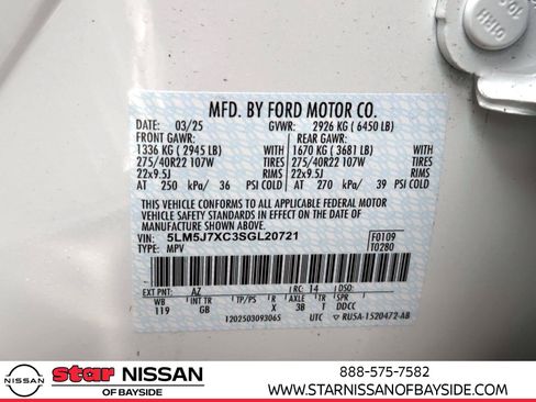 Used 2025 Lincoln Aviator Reserve w/ Jet Appearance Package image 12