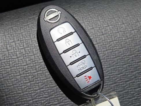 Used 2022 Nissan Rogue SV w/ SV Premium Package AWD/4WD image 40