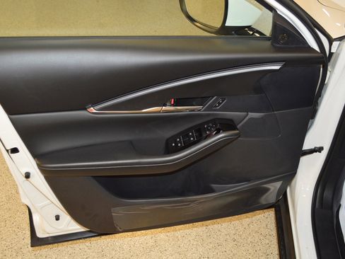 New 2025 MAZDA CX-30 AWD 2.5 S w/ Preferred Package image 14