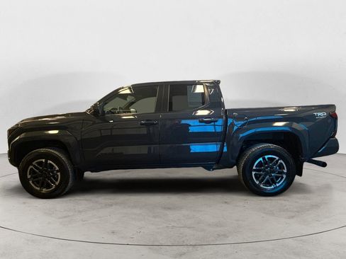 Used 2024 Toyota Tacoma SR5 image 2