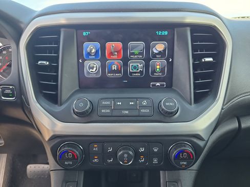 Used 2019 GMC Acadia SLT FWD image 16