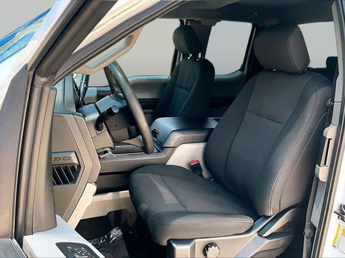 Used 2018 Ford F150 XL w/ Equipment Group 101A Mid RWD image 8