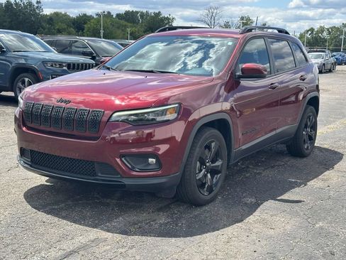 Used 2020 Jeep Cherokee Latitude Plus FWD image 7