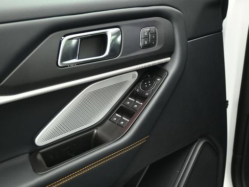 New 2026 Ford Explorer Tremor AWD/4WD image 7