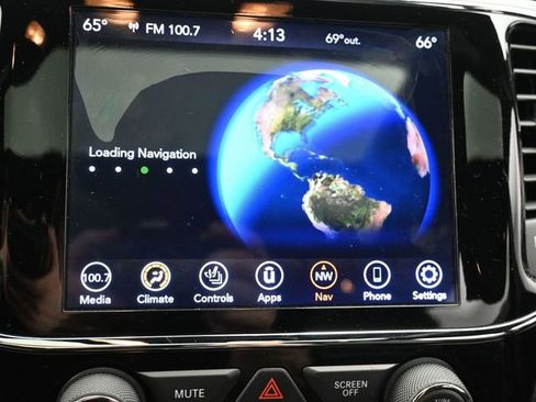 Used 2020 Jeep Grand Cherokee Altitude image 21