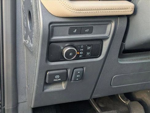 Used 2024 Ford Expedition Max Limited AWD/4WD image 11