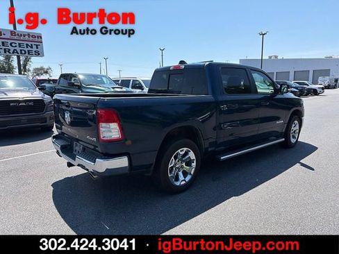 Used 2022 RAM 1500 Big Horn AWD/4WD image 3