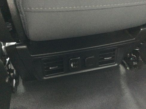 Used 2019 Chevrolet Silverado 1500 LT w/ All-Star Edition image 11