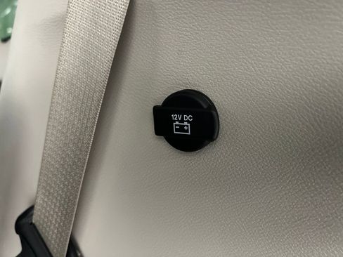 Used 2020 Chrysler Pacifica Touring-L image 43