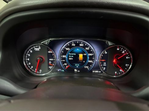 Used 2017 GMC Acadia Denali w/ Technology Package FWD image 34