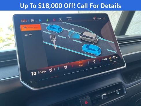 New 2025 Volkswagen ID. Buzz Pro S image 12