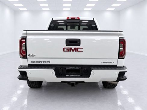 Used 2017 GMC Sierra 1500 Denali AWD/4WD image 11