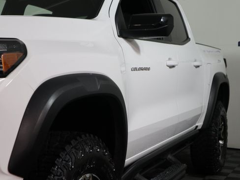 Used 2024 Chevrolet Colorado ZR2 w/ Safety Package AWD/4WD image 27