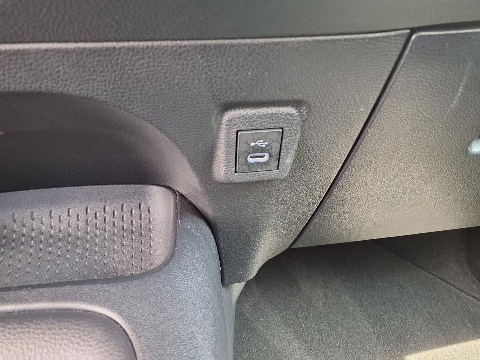 Used 2026 Toyota Corolla LE FWD image 15
