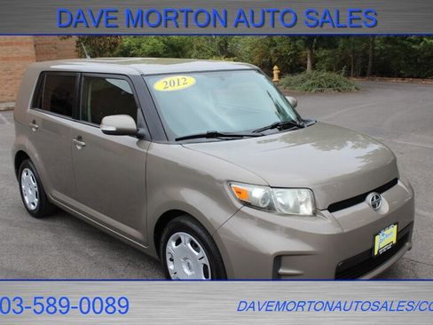 Used 2012 Scion xB image 1