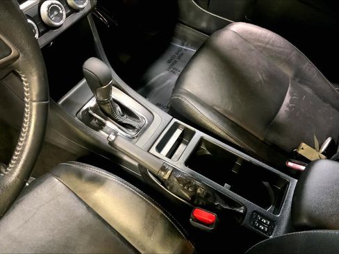 Used 2015 Subaru Crosstrek 2.0i Limited image 16