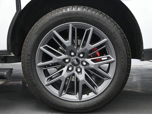 Certified 2025 Ford Expedition Max Platinum w/ Stealth Performance Package image 33