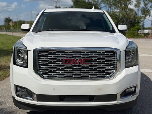 Used 2020 GMC Yukon XL Denali w/ Denali Ultimate Package image 8