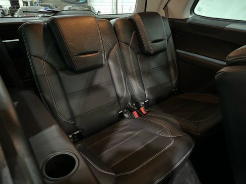 Used 2016 Mercedes-Benz GL 550 4MATIC image 48