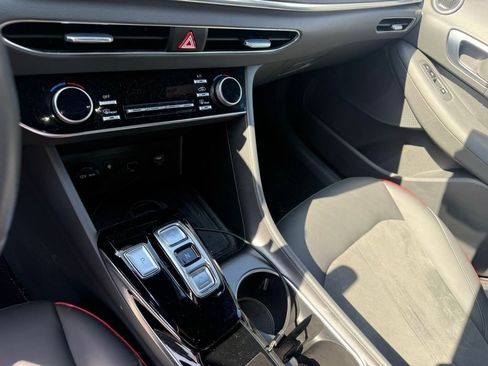 Used 2021 Hyundai Sonata SEL Plus w/ Tech Package image 19