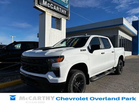 New 2026 Chevrolet Silverado 1500 Custom Trail Boss w/ LPO, Dark Essentials Package image 1