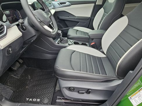 New 2026 Volkswagen Taos SEL AWD/4WD image 13