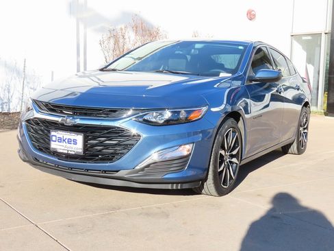 Used 2024 Chevrolet Malibu RS image 3